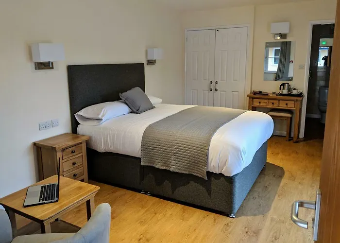 Wayford Bridge Inn Hotel